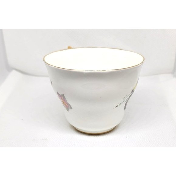 Regency Genuine Bone China Gold Trim Teacup: Rare Collectible Floral Design - Picture 8 of 14